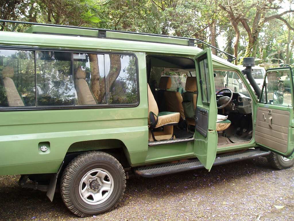 Uganda Visa & Border Crossings 43 svg+xml;charset=utf