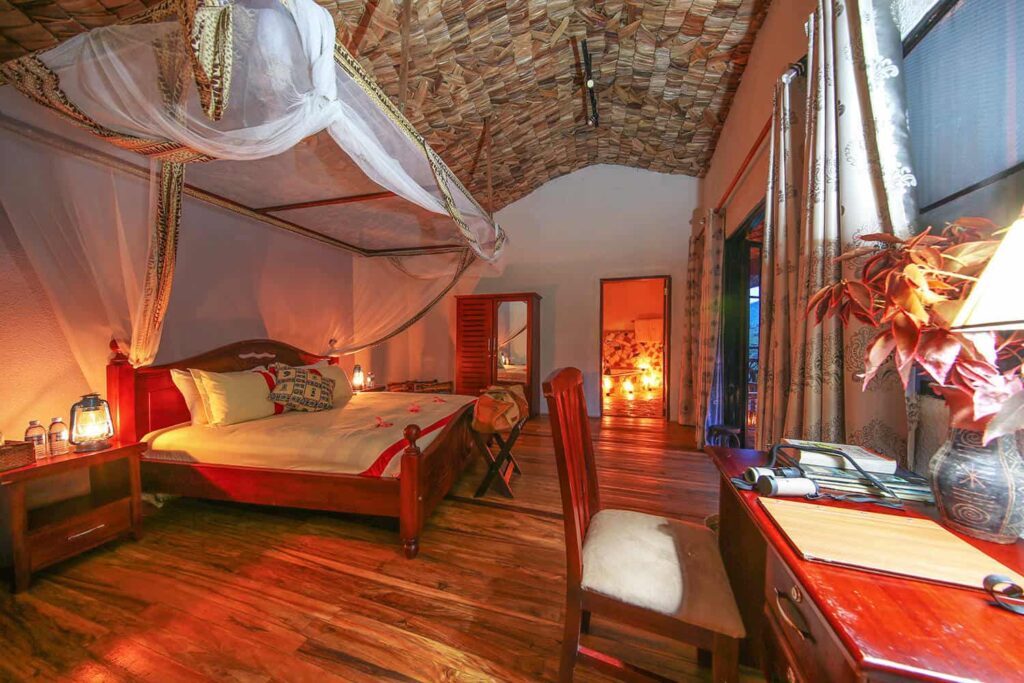 Mahogany Springs Lodge5 Mahogany Springs Lodge